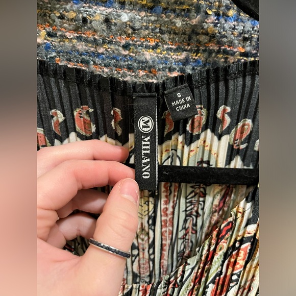 VINTAGE Milano Pleated Blouse - Dreamcatcher and Paisley Print - Picture 3 of 5